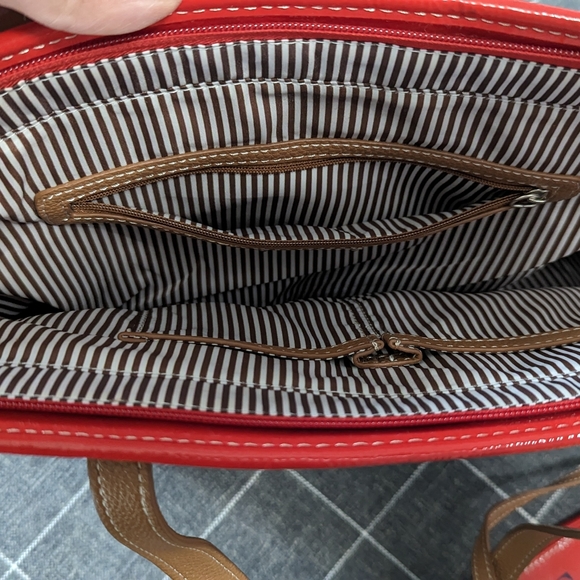 Nine West Tote bag with matching smaller bag - Picture 3 of 4